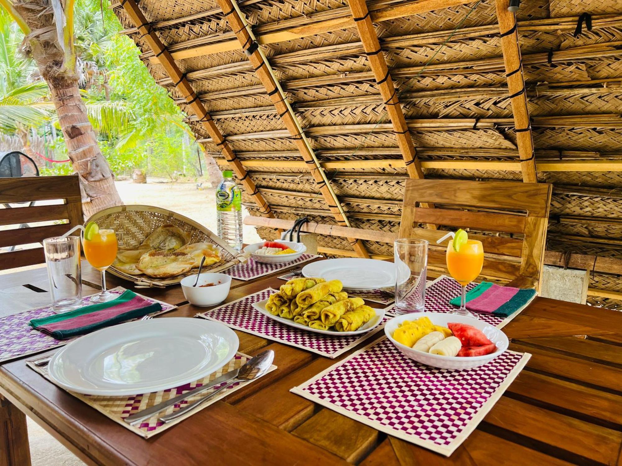 Kingfisher Beach Resort-Yala Kirinda  Εξωτερικό φωτογραφία